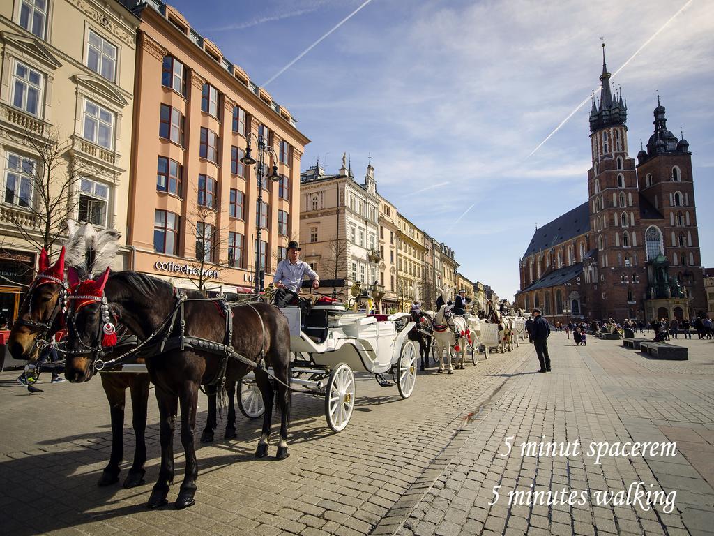 Angel City Center Krakow Aparthotel エクステリア 写真